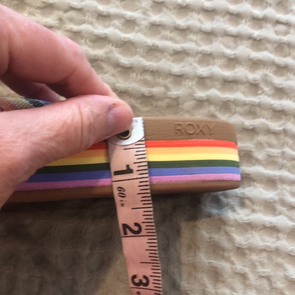 COPY - Roxy 7 Woman NWT  ROXY Squishy Flop Flop.  I have 4 pairs for myself. SO… - Picture 7 of 7